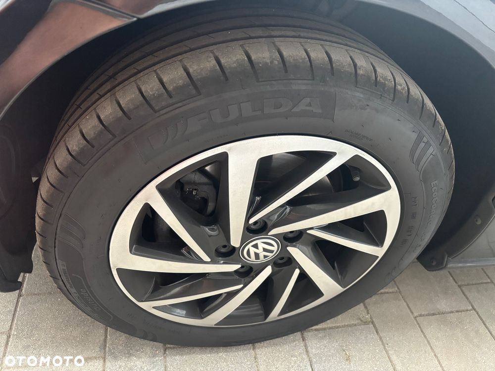 Volkswagen Golf - 13