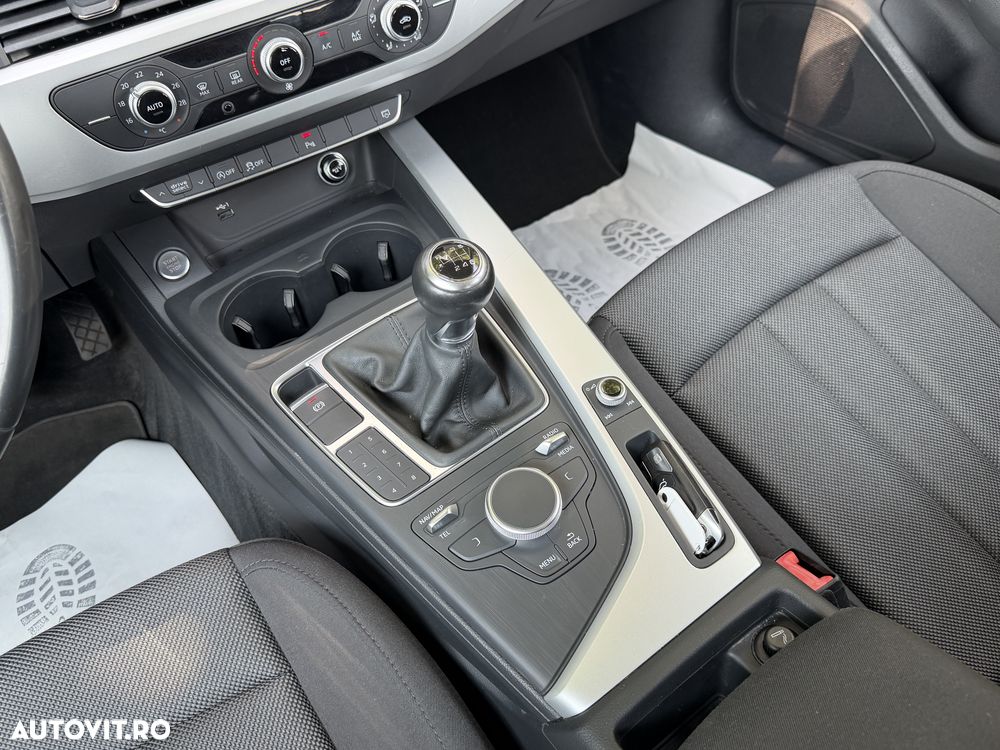 Audi A4 Avant 30 TDI advanced - 16