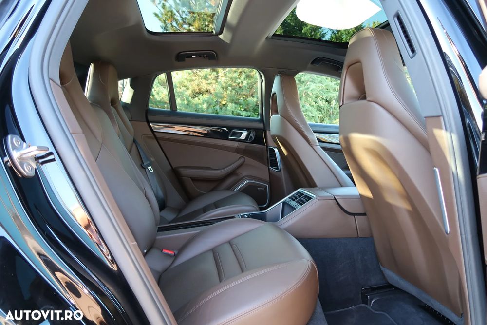 Porsche Panamera - 14