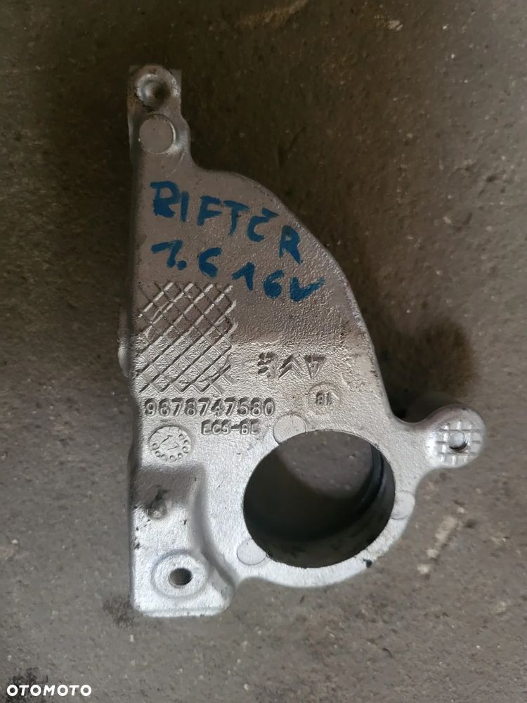 Podpora półosi Peugeot Rifter 1.6 B - 2