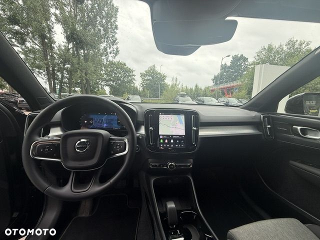 Volvo XC 40 B3 Plus Dark - 15