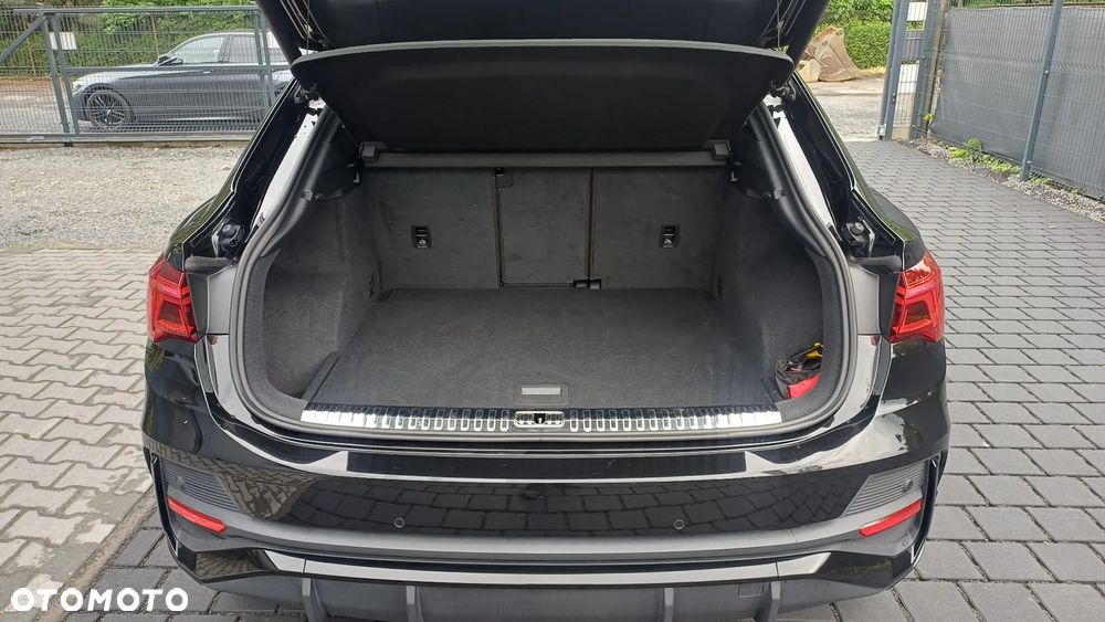 Audi Q3 Sportback 35 TDI S tronic S line - 11