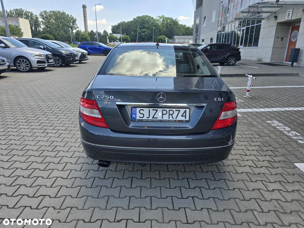 Mercedes-Benz Klasa C 250 CGI Automatik BlueEFFICIENCY Special Edition - 6