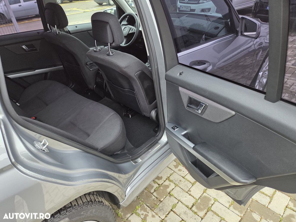 Mercedes-Benz GLK 220 CDI DPF 4Matic BlueEFFICIENCY 7G-TRONIC - 11