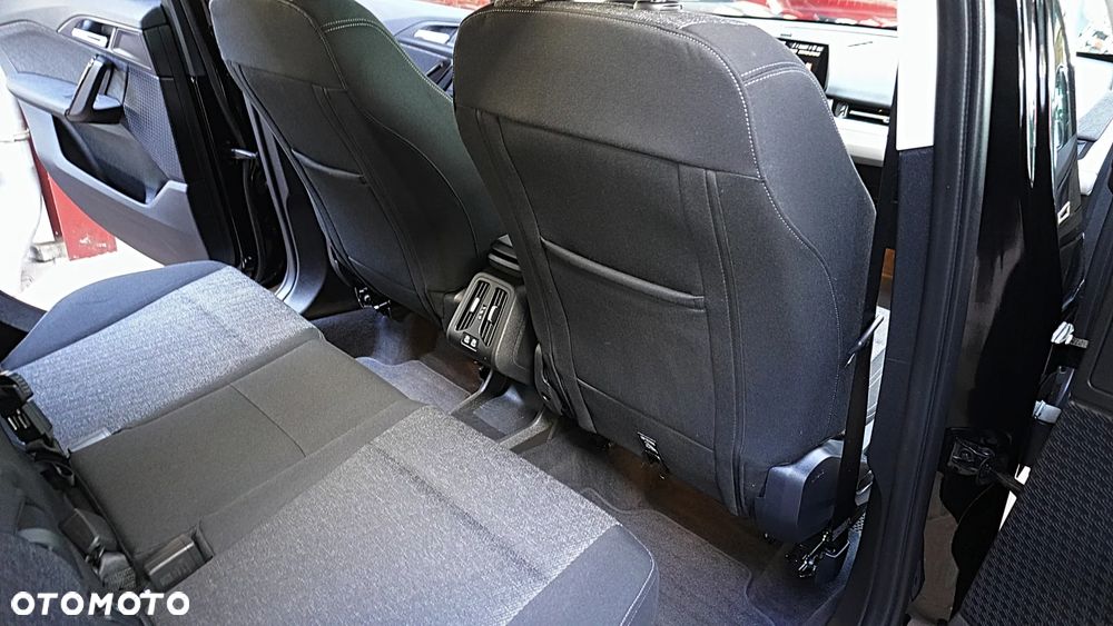 BMW X1 sDrive18i - 17