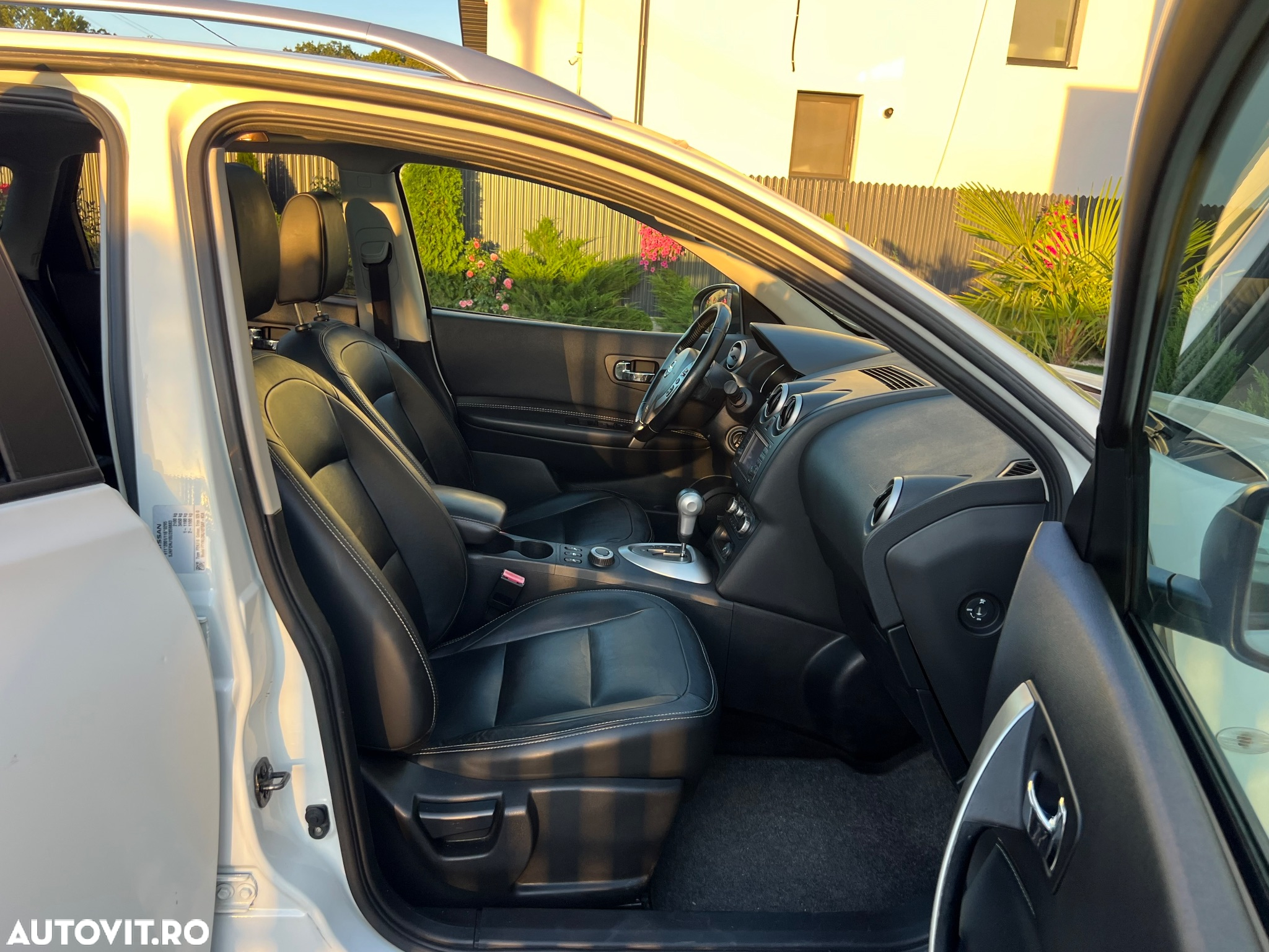 Nissan Qashqai 2.0 DCI 4 x 4 DPF Aut 360 - 20