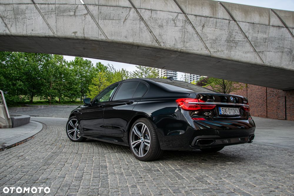 BMW Seria 7 740d xDrive - 6