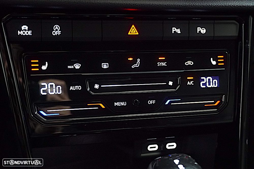 VW T-Roc 1.5 TSI R-Line DSG - 37