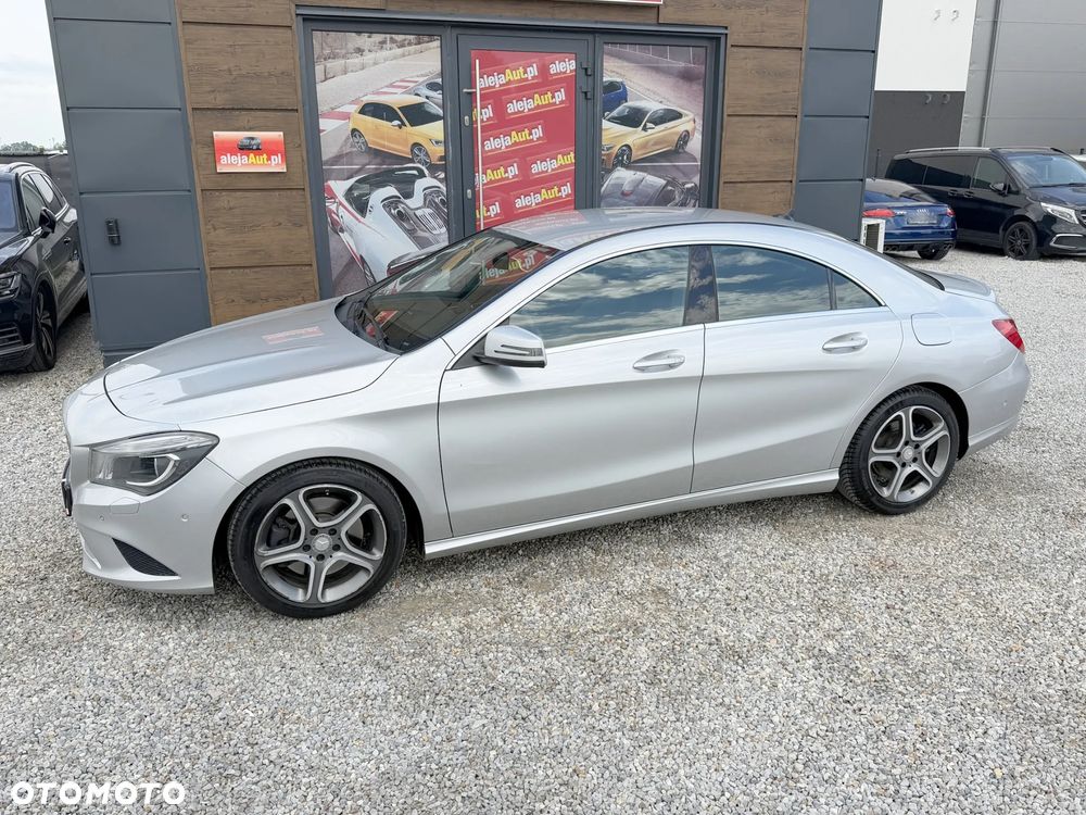 Mercedes-Benz CLA 250 4Matic 7G-DCT AMG Line - 9