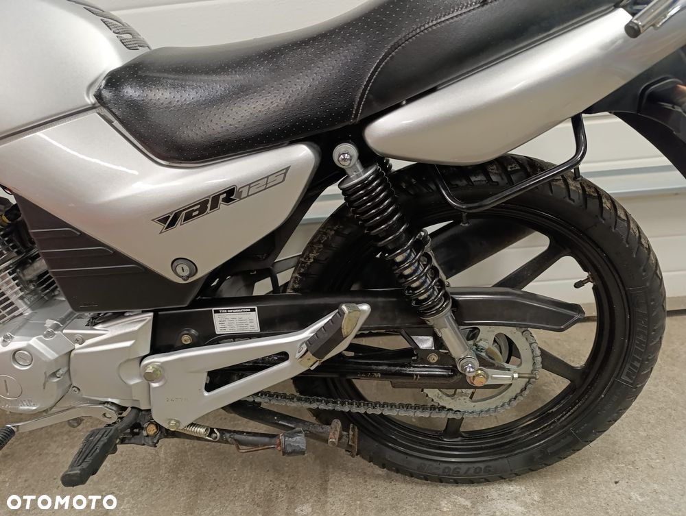 Yamaha YBR - 11