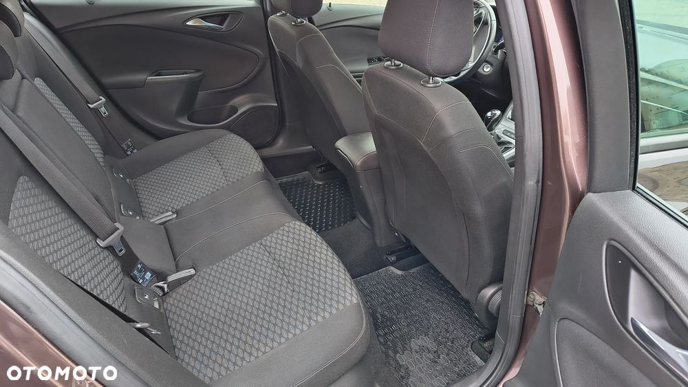 Opel Astra V 1.4 T Elite S&S - 10