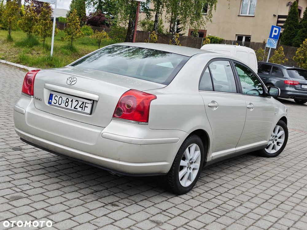 Toyota Avensis 1.8 Terra - 5