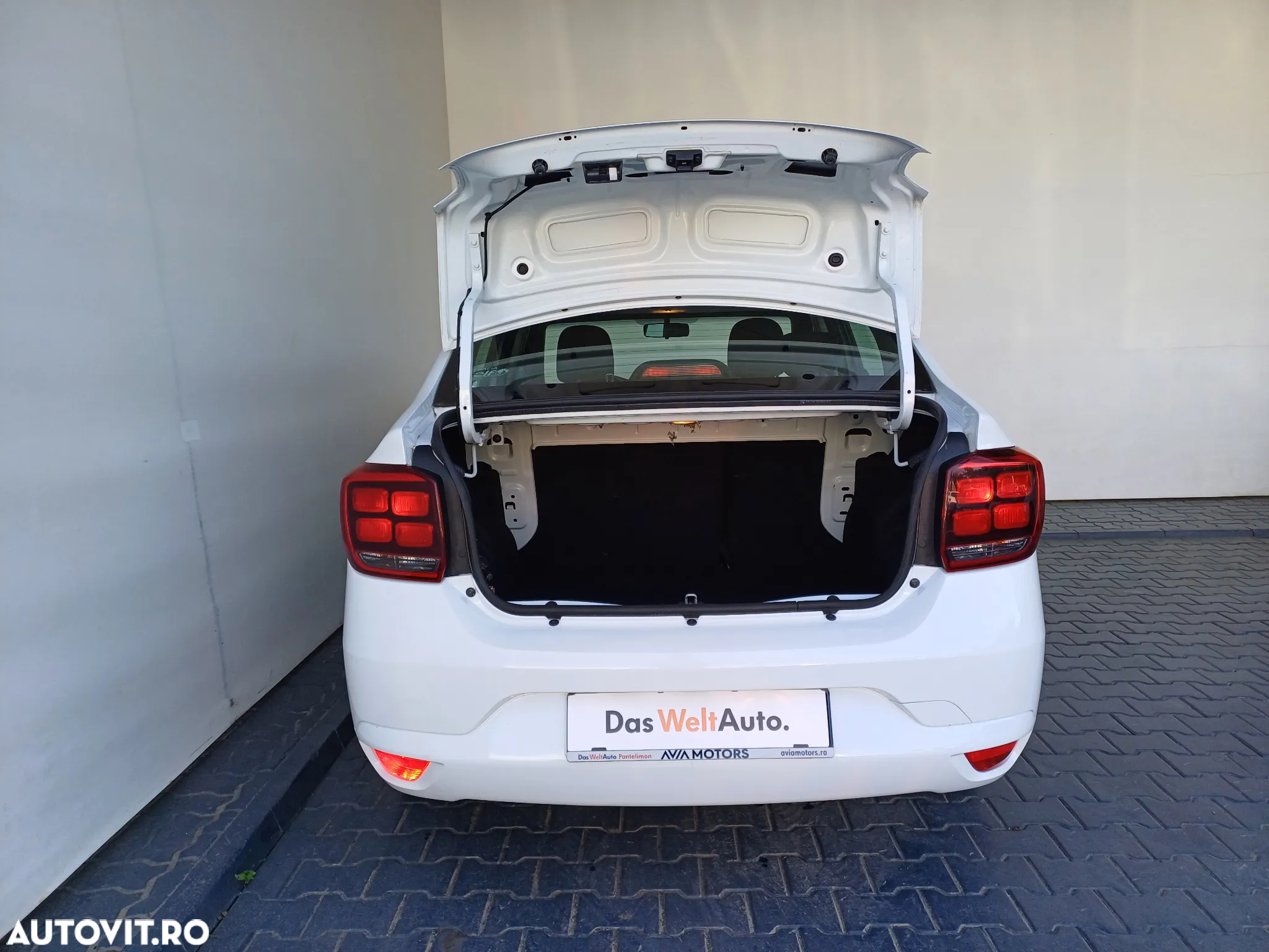 Dacia Logan 1.5 Blue dCi Laureate - 14