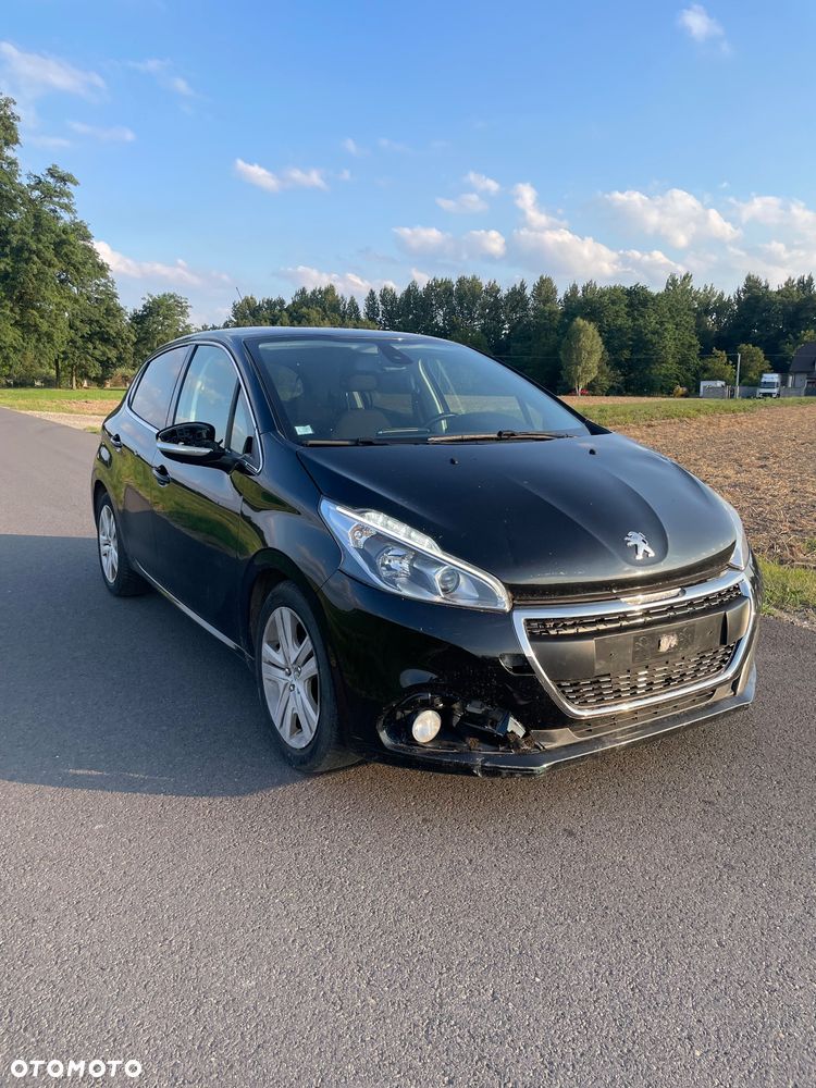 Peugeot 208 1.5 BlueHDi Allure S&S - 1