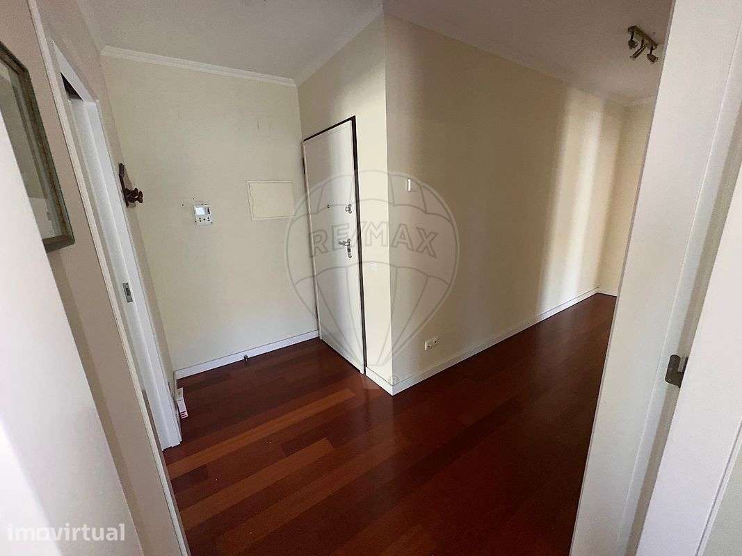 Apartamento T2 para arrendamento - Grande imagem: 4/15