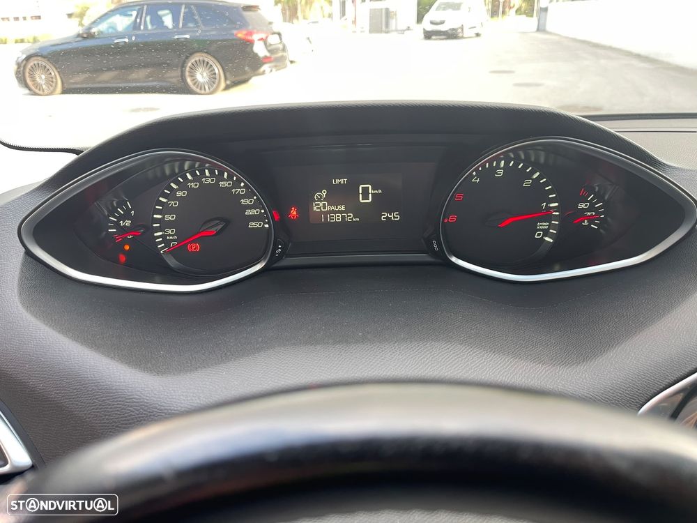 Peugeot 308 1.6 BlueHDi Style J17 - 10