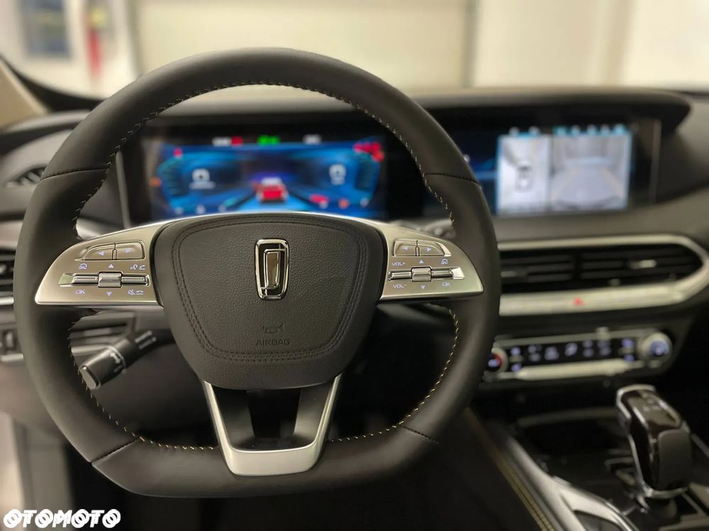 Bestune T77 1.5T Business DCT - 18