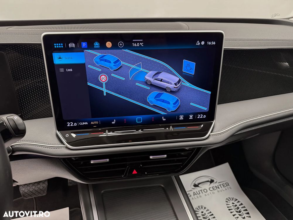 Volkswagen Passat 1.5 eTSI DSG MHEV Business - 35
