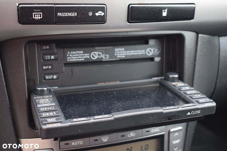 Toyota Avensis 2.0 D-4D Sol plus+NAVI - 13