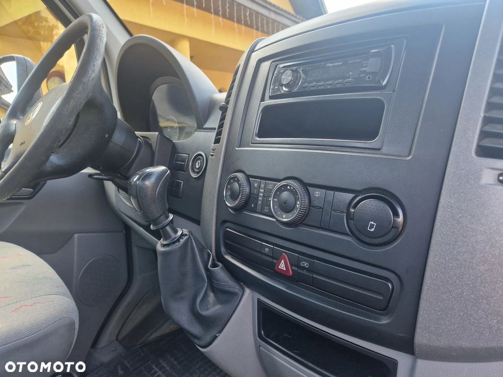 Volkswagen CRAFTER - 10