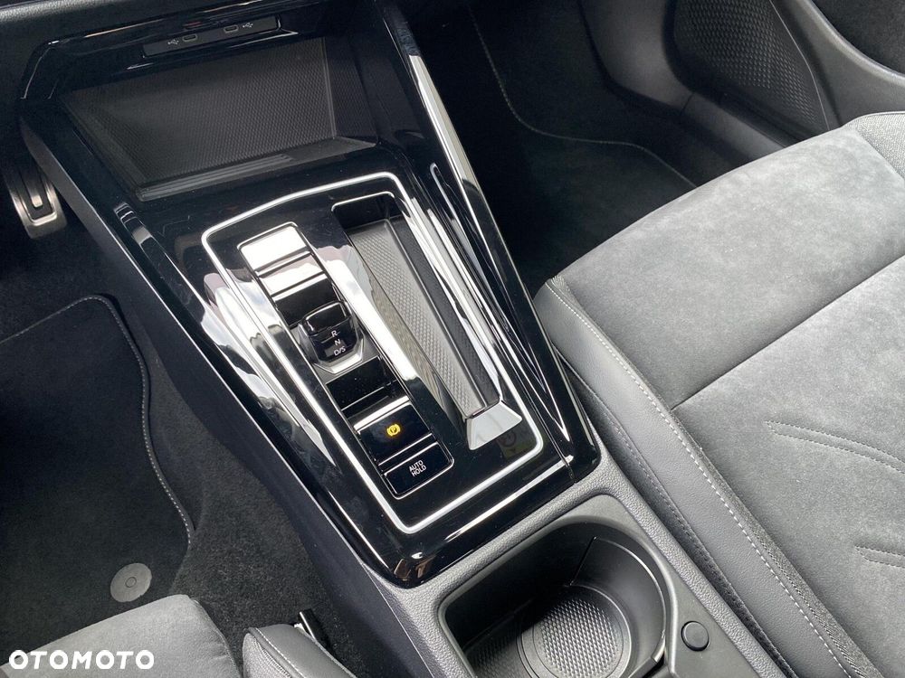 Volkswagen Golf - 15