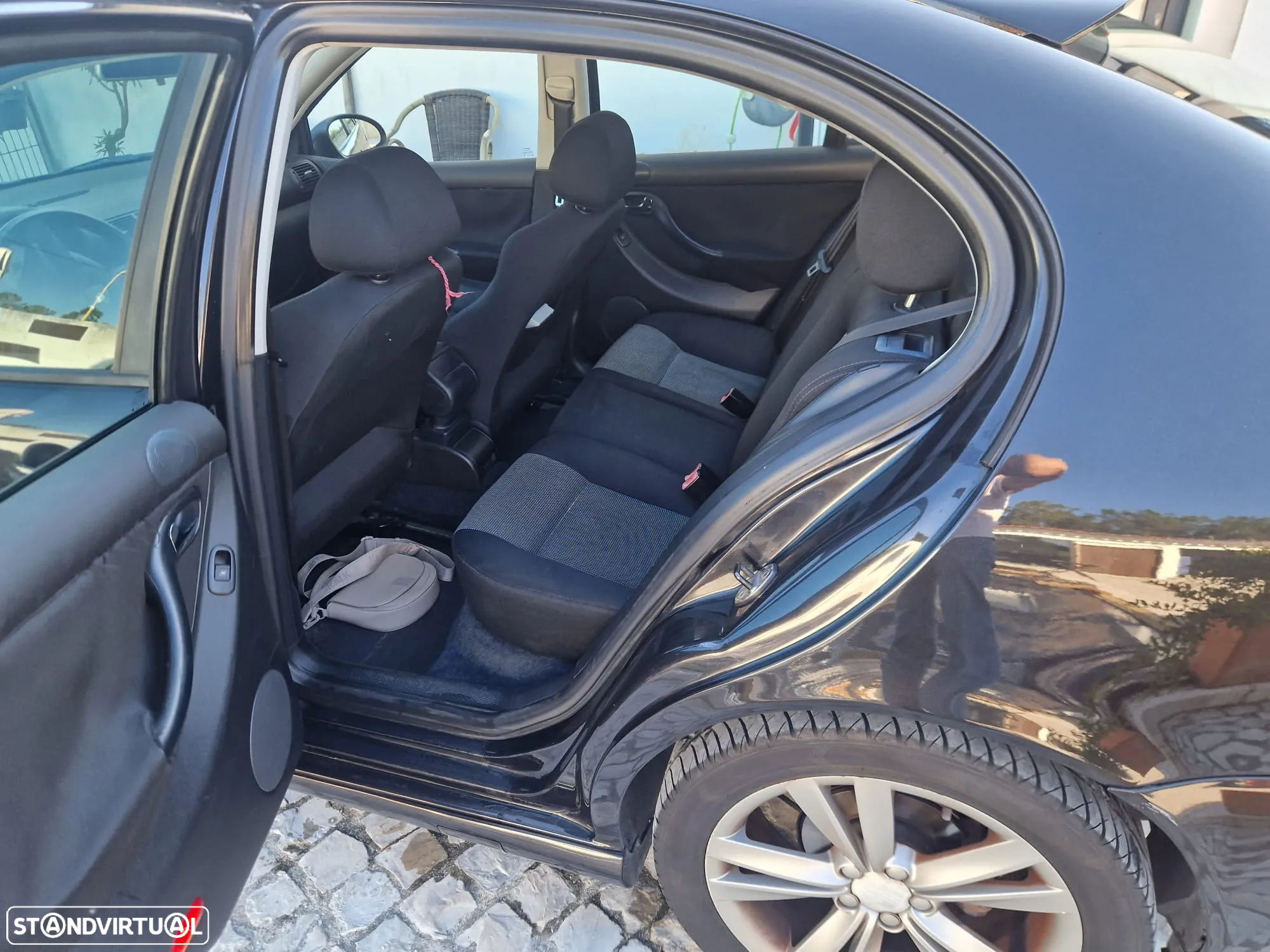 SEAT Leon 1.9 TDI FR - 9