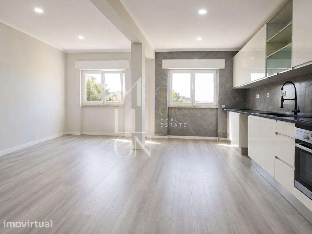 T2 remodelado com open space, 2 WC, marquise e arrecadação de 18 m2 em - Grande imagem: 5/23