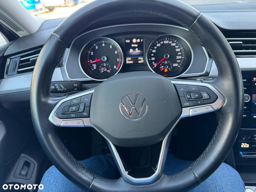 Volkswagen Passat 2.0 TSI Business DSG - 24