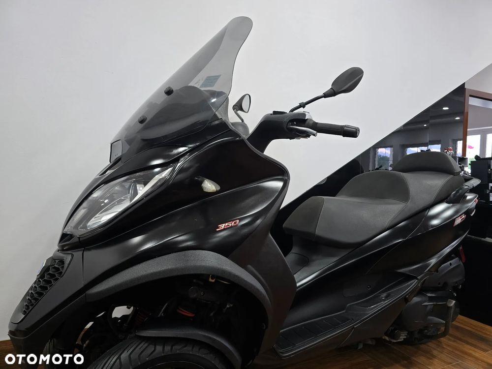 Piaggio MP-3 - 29