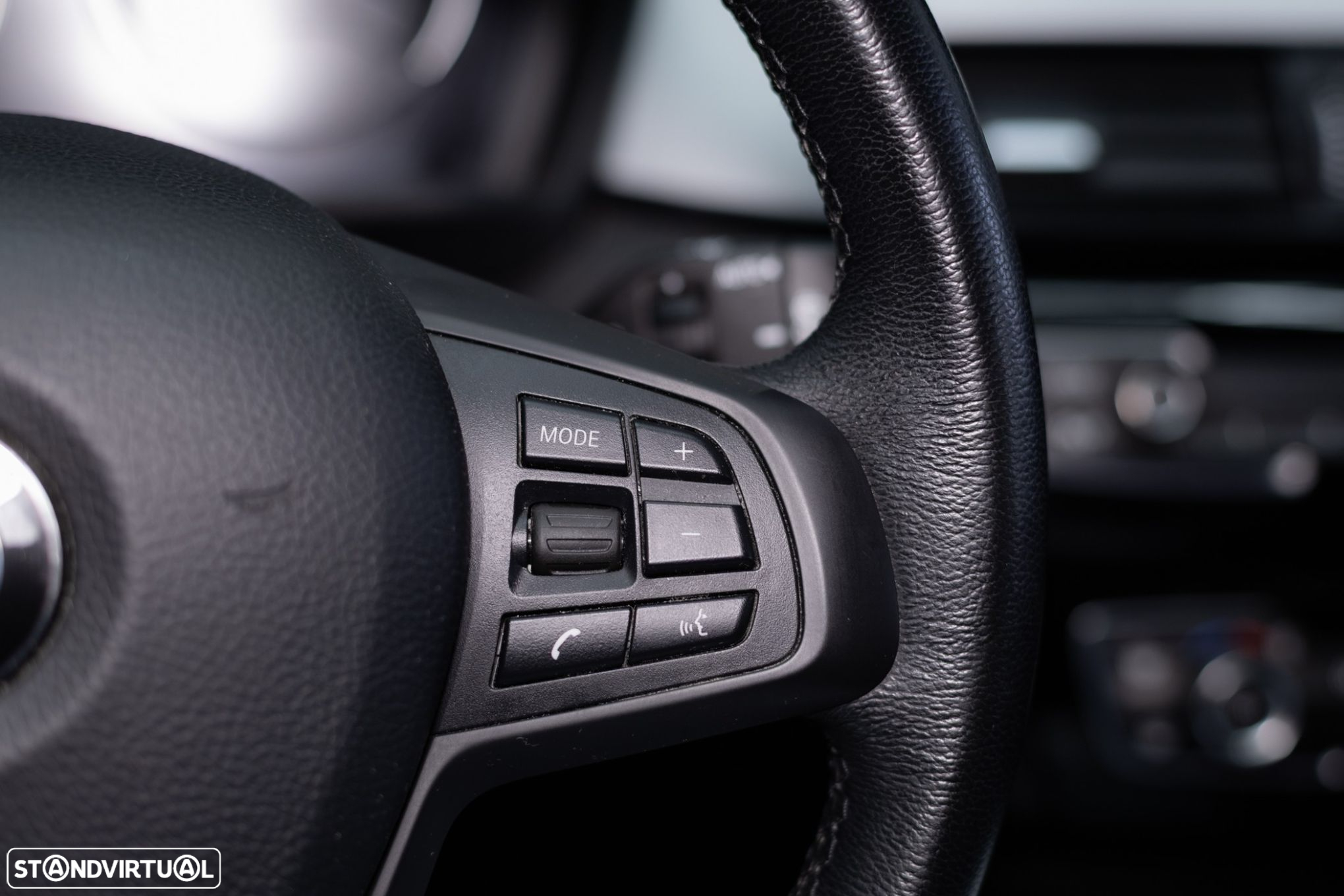 BMW X1 16 d sDrive Line Sport - 28