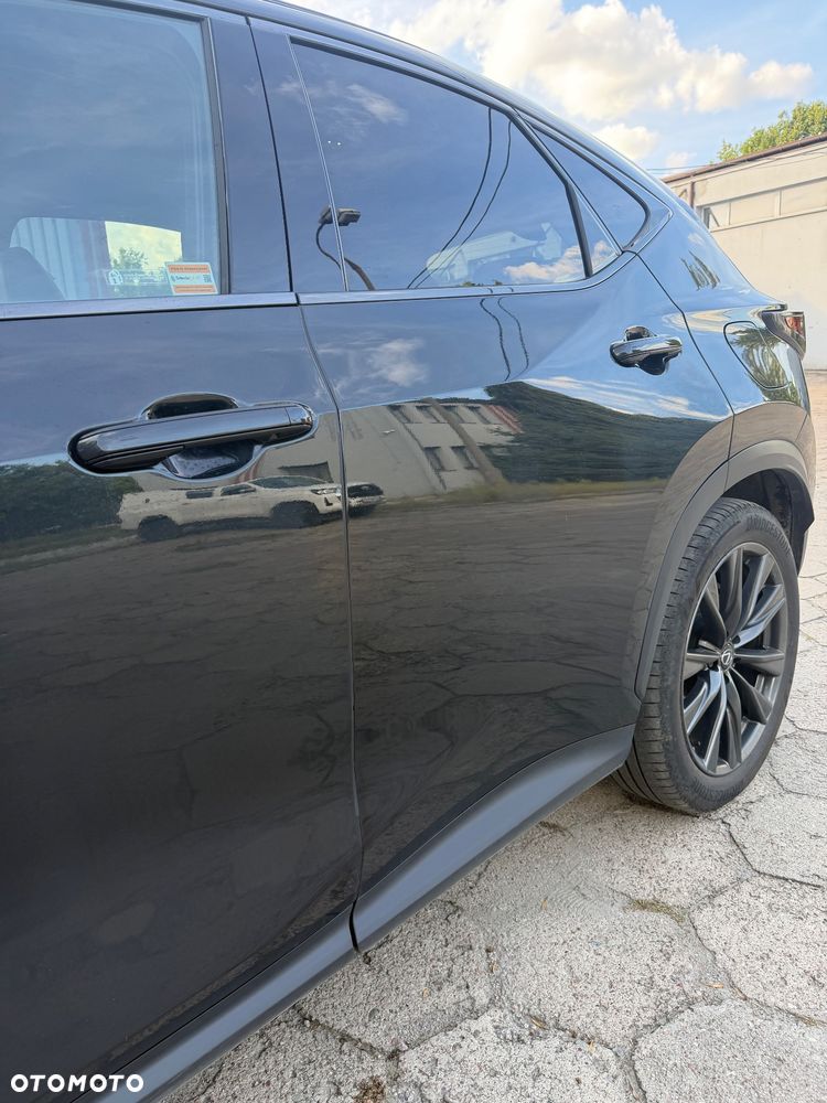 Lexus NX 450h+ F Sport AWD - 17