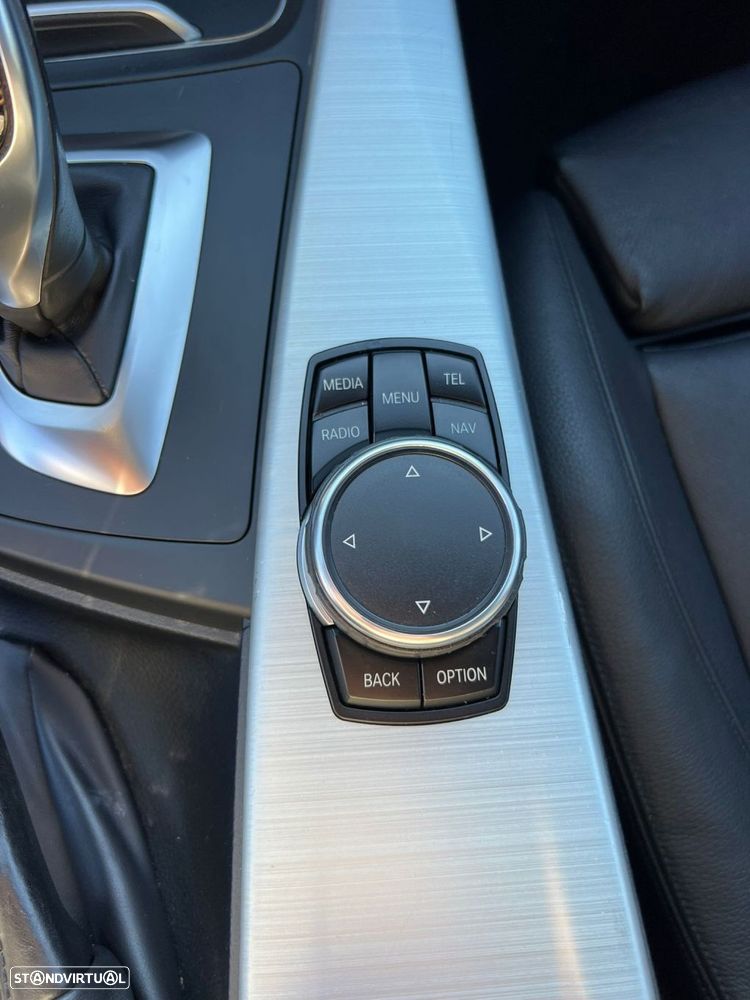 BMW 320 d Touring Pack M Auto - 26