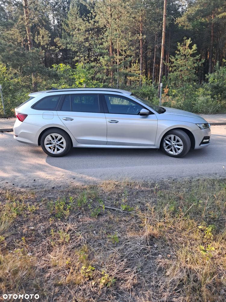 Skoda Octavia 2.0 TDI SCR Ambition DSG - 8