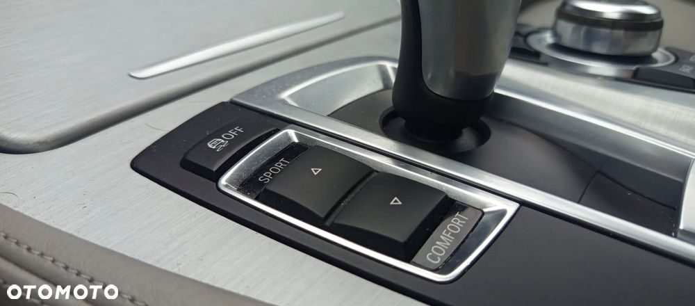 BMW Seria 5 520d - 10