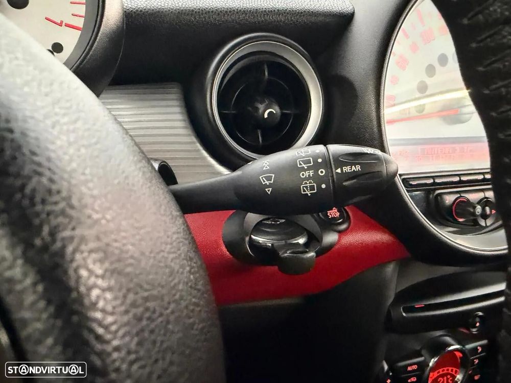 MINI 3 Portas Cooper D - 18
