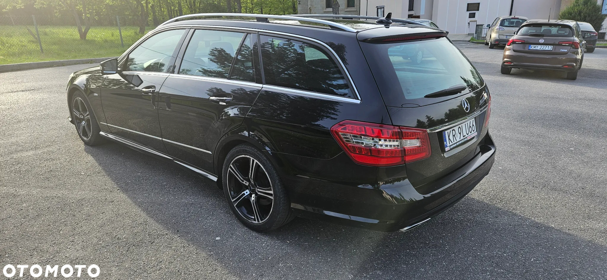 Mercedes-Benz Klasa E 350 T CDI DPF BlueEFFICIENCY 7G-TRONIC Avantgarde - 3