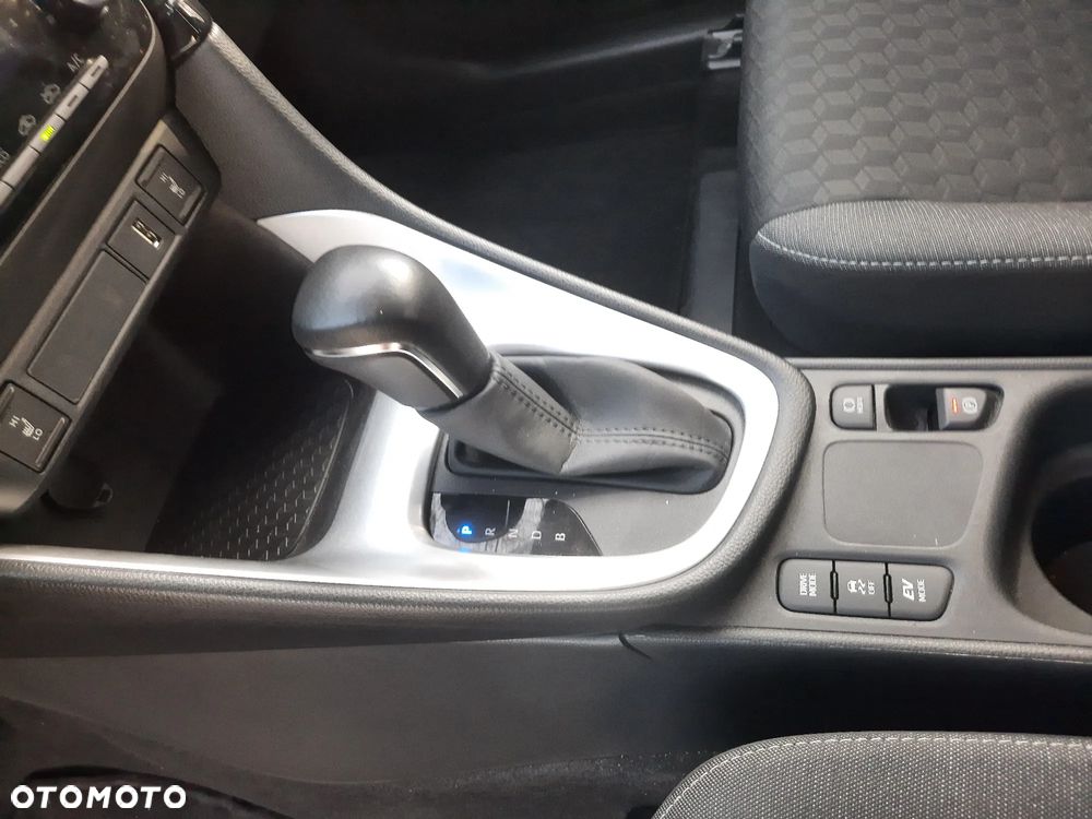 Toyota Yaris Hybrid 1.5 Executive - 13