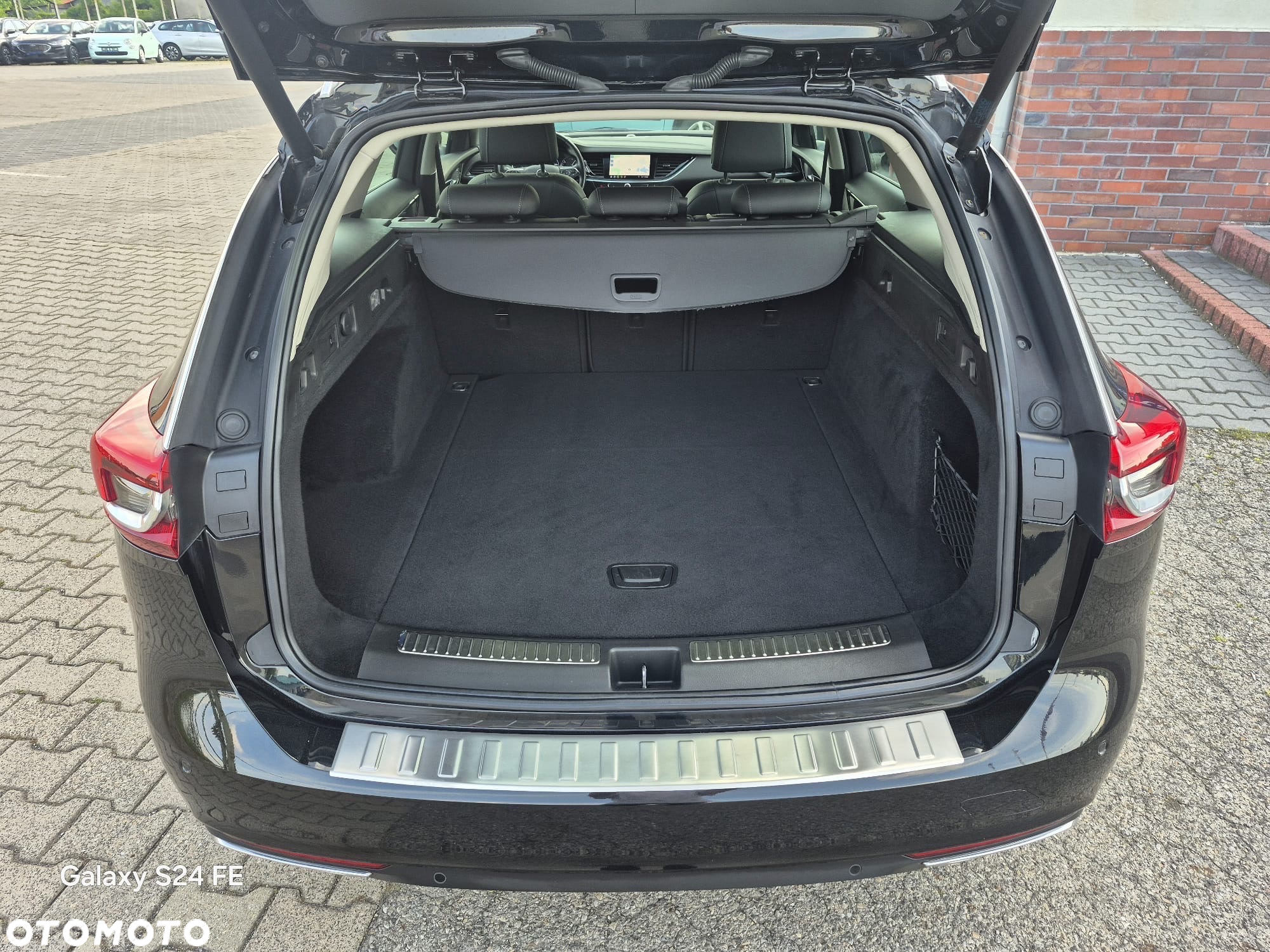 Opel Insignia - 37