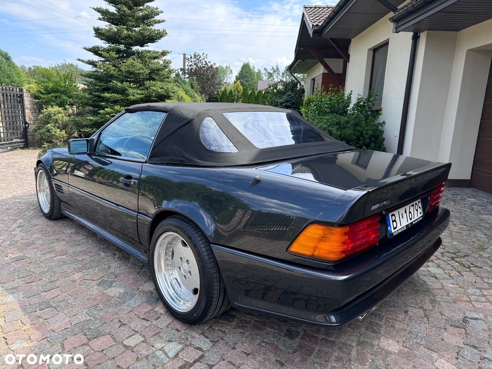 Mercedes-Benz SL - 21