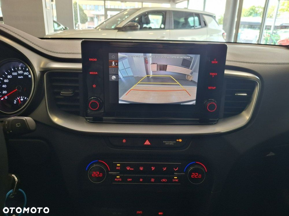 Kia Ceed 1.5 T-GDI M DCT - 15