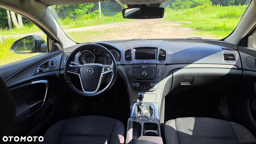 Opel Insignia 2.0 CDTI - 12