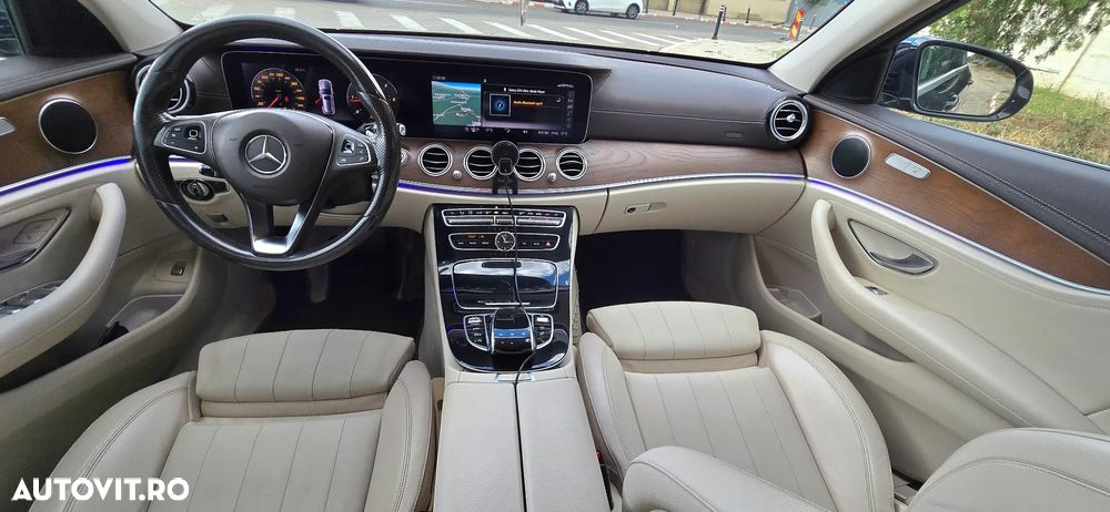 Mercedes-Benz E - 9