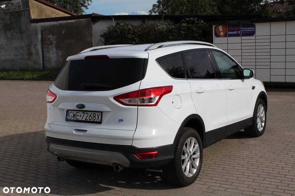Ford Kuga 2.0 TDCi 4WD Titanium - 4