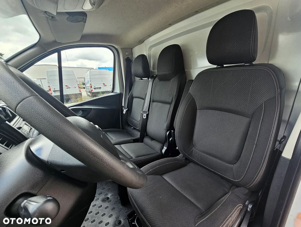 Renault TRAFIC - 9