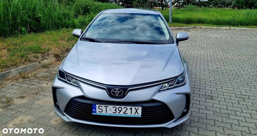 Toyota Corolla - 10
