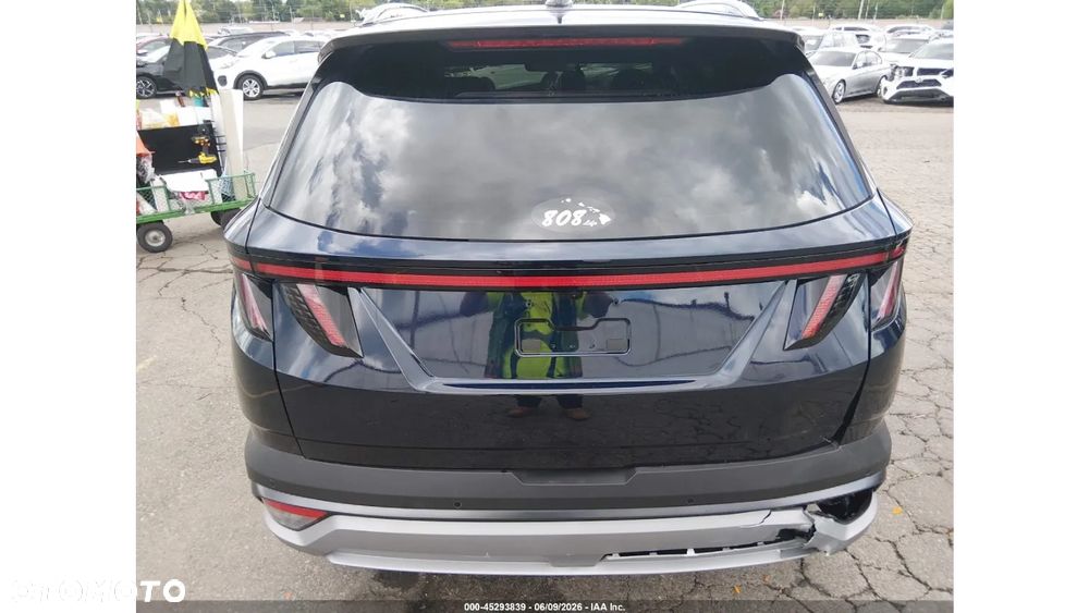 Hyundai Tucson - 8