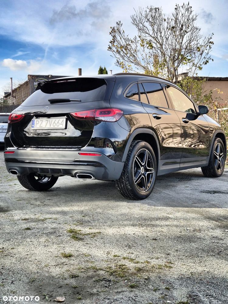 Mercedes-Benz GLA 250 8G-DCT AMG Line - 1