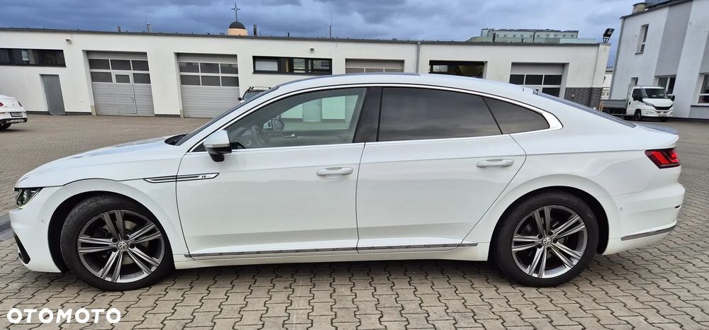 Volkswagen Arteon 2.0 TSI R-Line DSG - 2