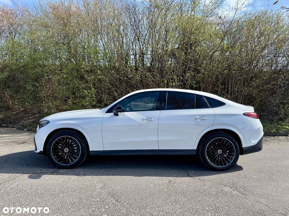 Mercedes-Benz GLC 300 d 4Matic 9G-TRONIC AMG Line Plus - 8