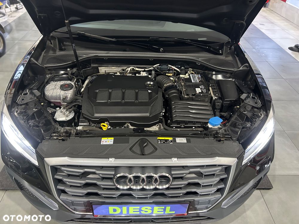 Audi Q2 35 TDI S tronic design - 12